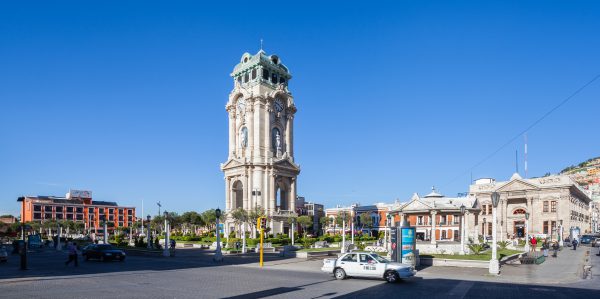 Reloj monumental en Pachuca Hidalgo