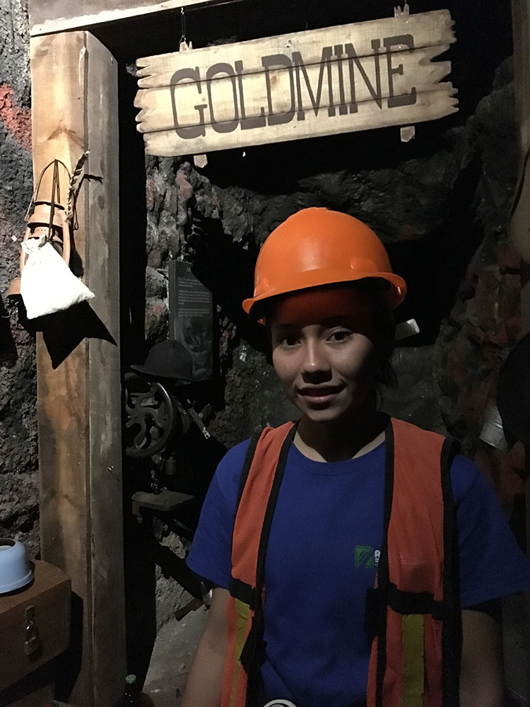 Interior del Museo del Tunel de Mineria en Durango