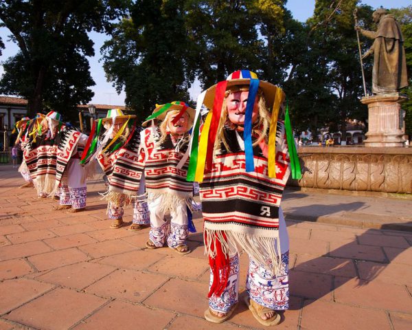 La danza de los viejitos en Michoacan